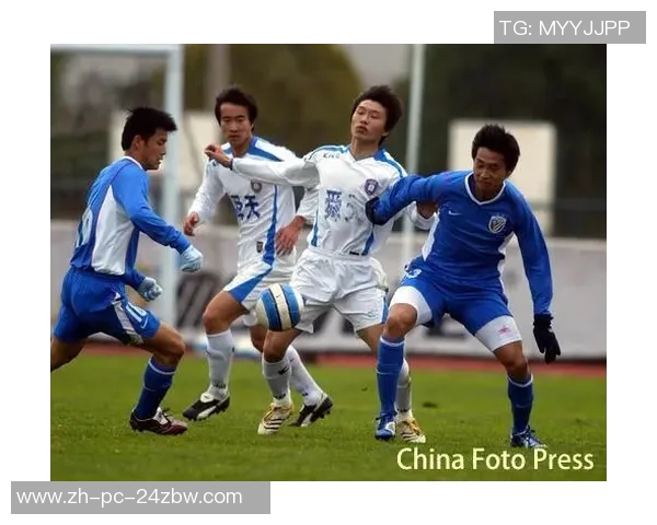 江苏舜天与上海申花激战正酣谁能在这场对决中笑到最后